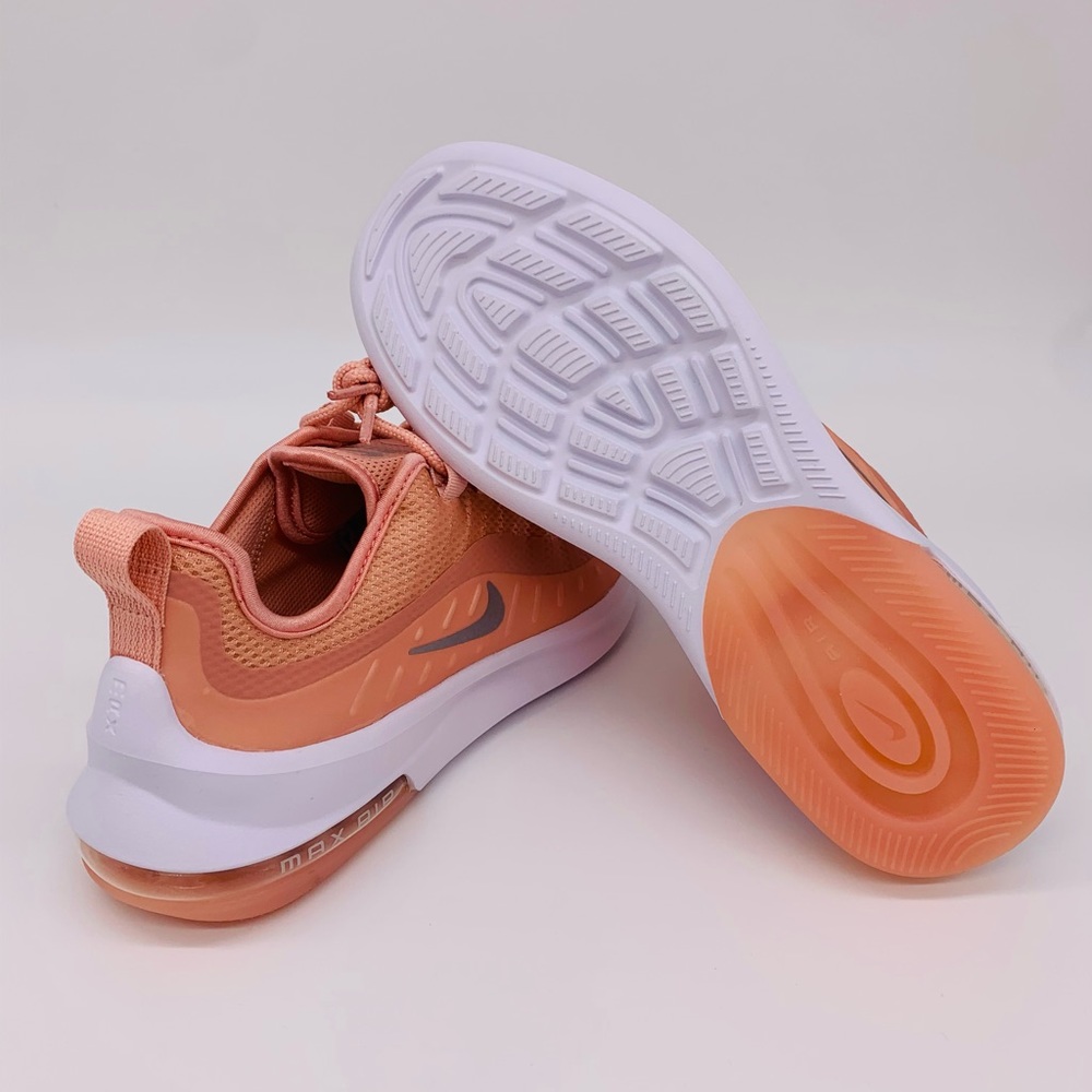 WMNS Nike Air Max Axis Prem - Picture 9 of 11